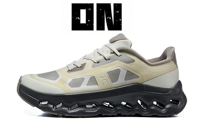 On Cloud Shoes-377